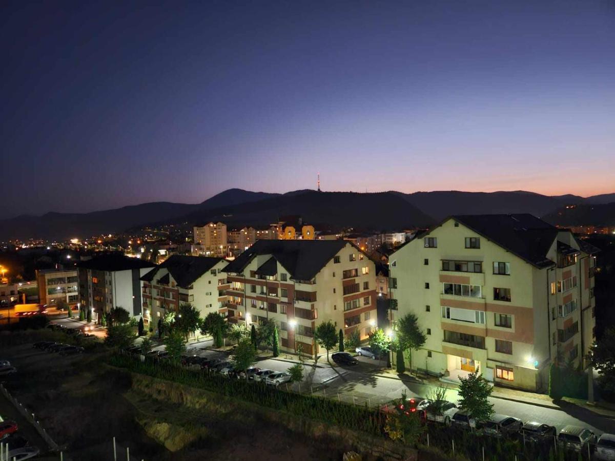 Tei Residence Piatra Neamţ Exterior foto